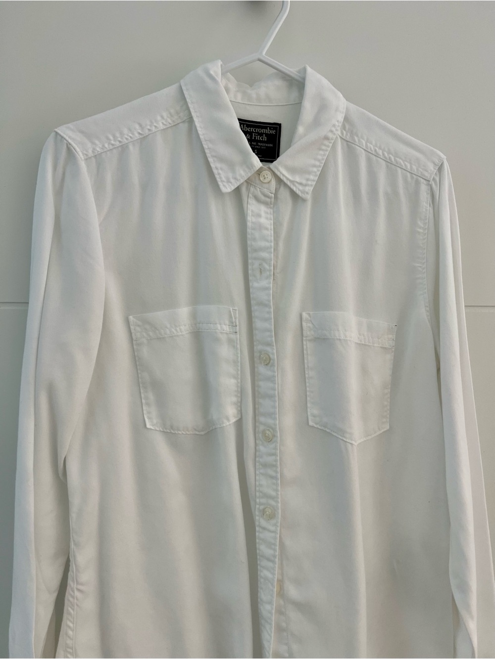 Abercrombie & Fitch Women's White Button-Down Shirt